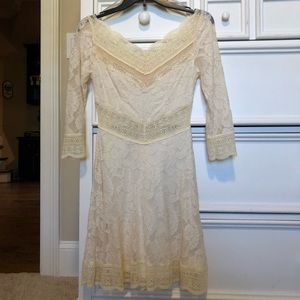 FREE PEOPLE off-white lace dress!